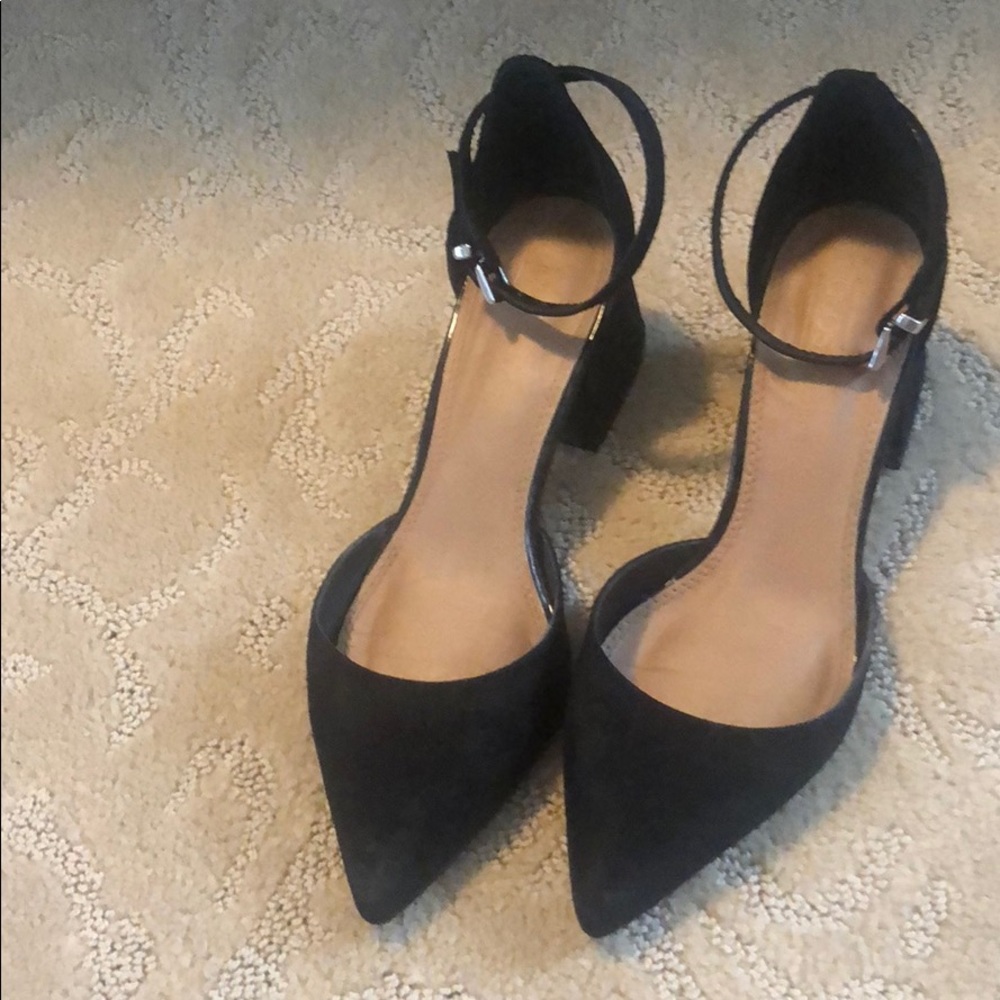 ASOS posted short heels